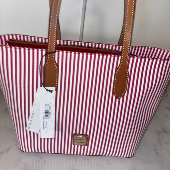 Dooney Bourke stripped coated canvas leather tote NEW cruise vacation boating ! - Picture 1 of 13